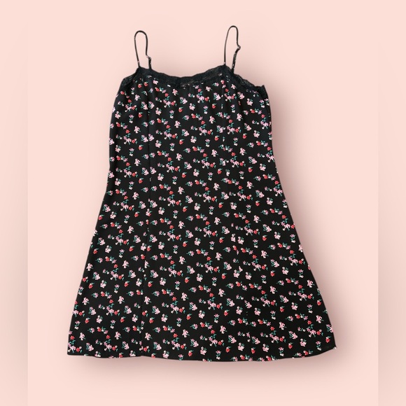 Divided Other - Divided Floral Black Women’s Sleep Dress. EUC. Size 4